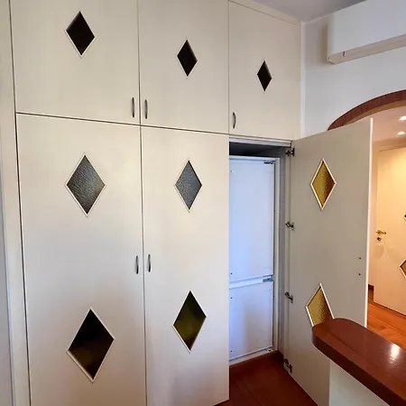 Apartamento Monte Grappa 2 *